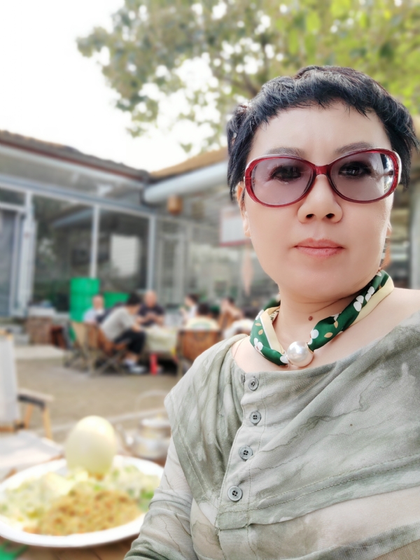 初见的第一张照片--济南王婆说媒